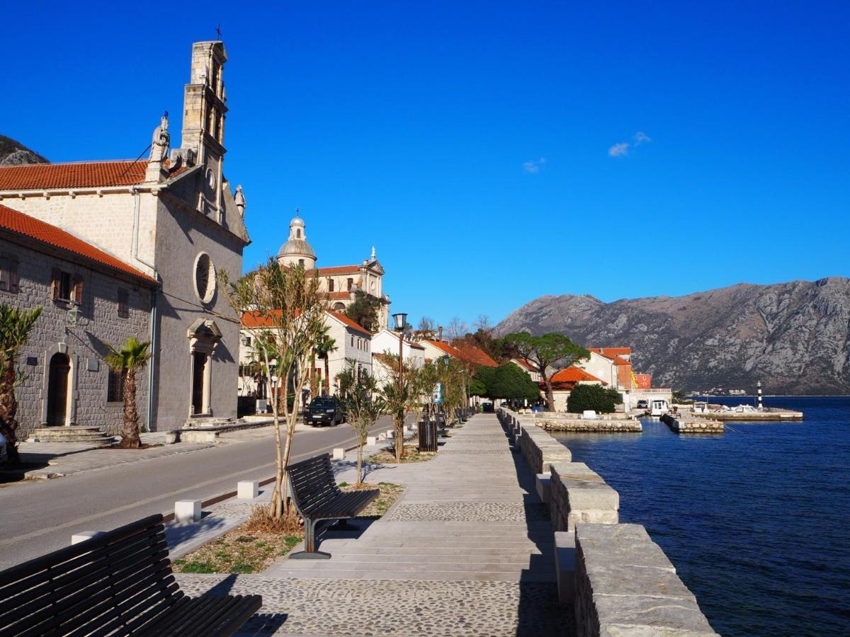 Romantic Stone House By The Sea **** Kotor Exterior foto