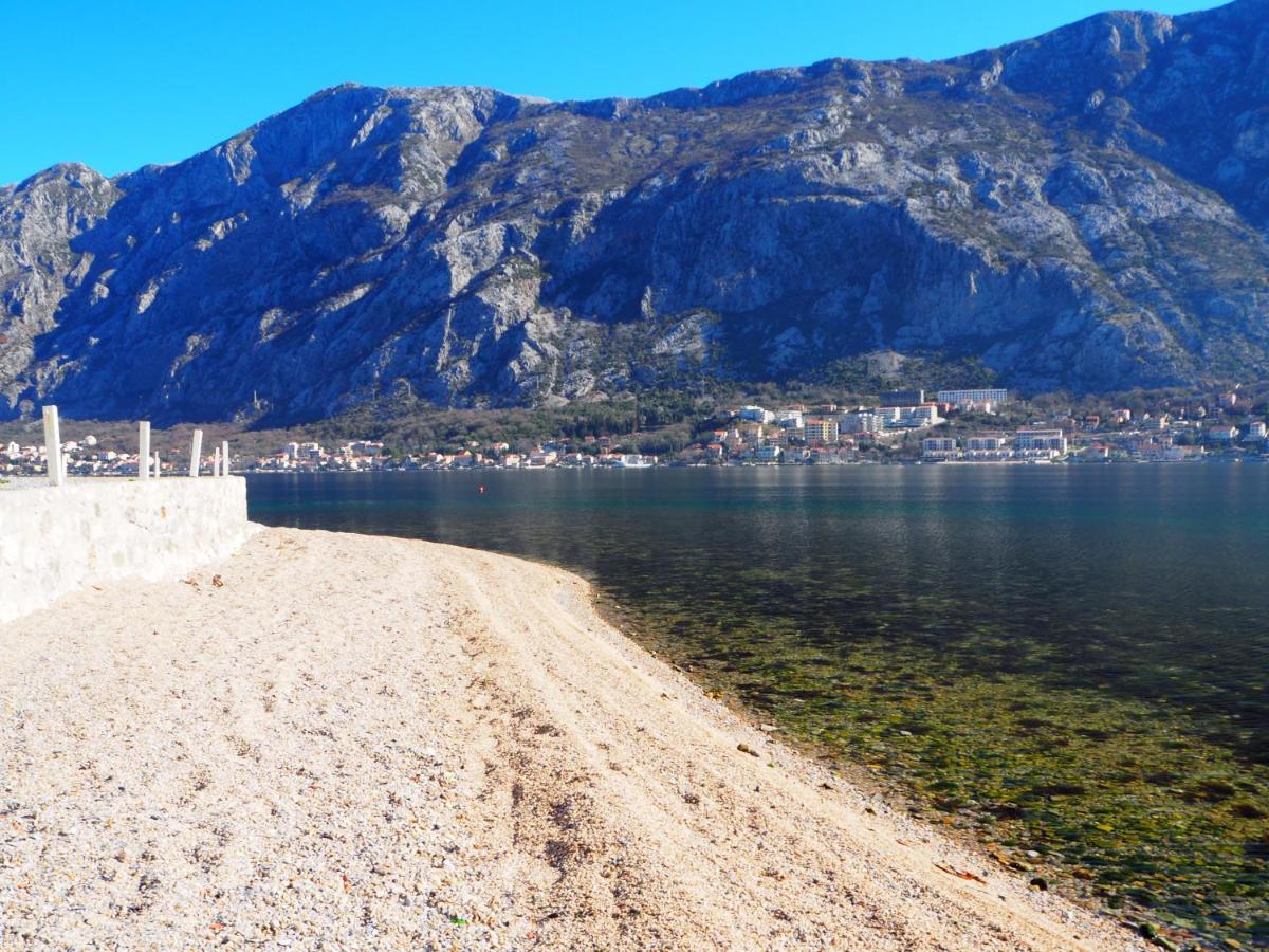 Romantic Stone House By The Sea **** Kotor Exterior foto